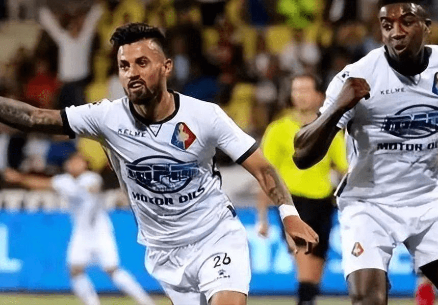 维尼修斯和 维尼修斯和